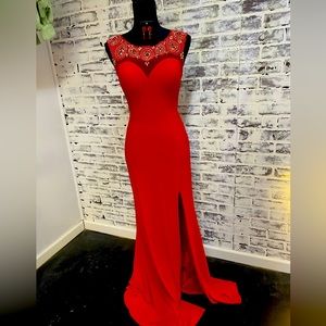 Red prom Gown size 8